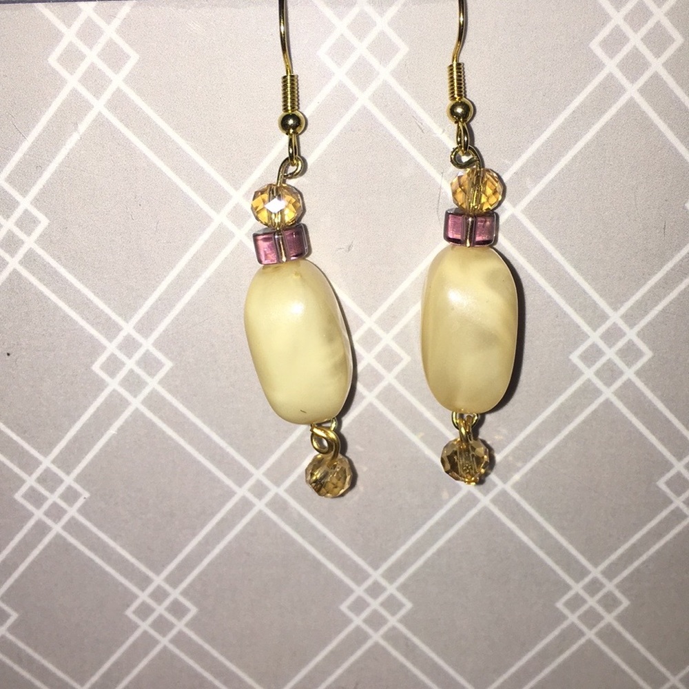 ⭐️Alabaster stone and beads